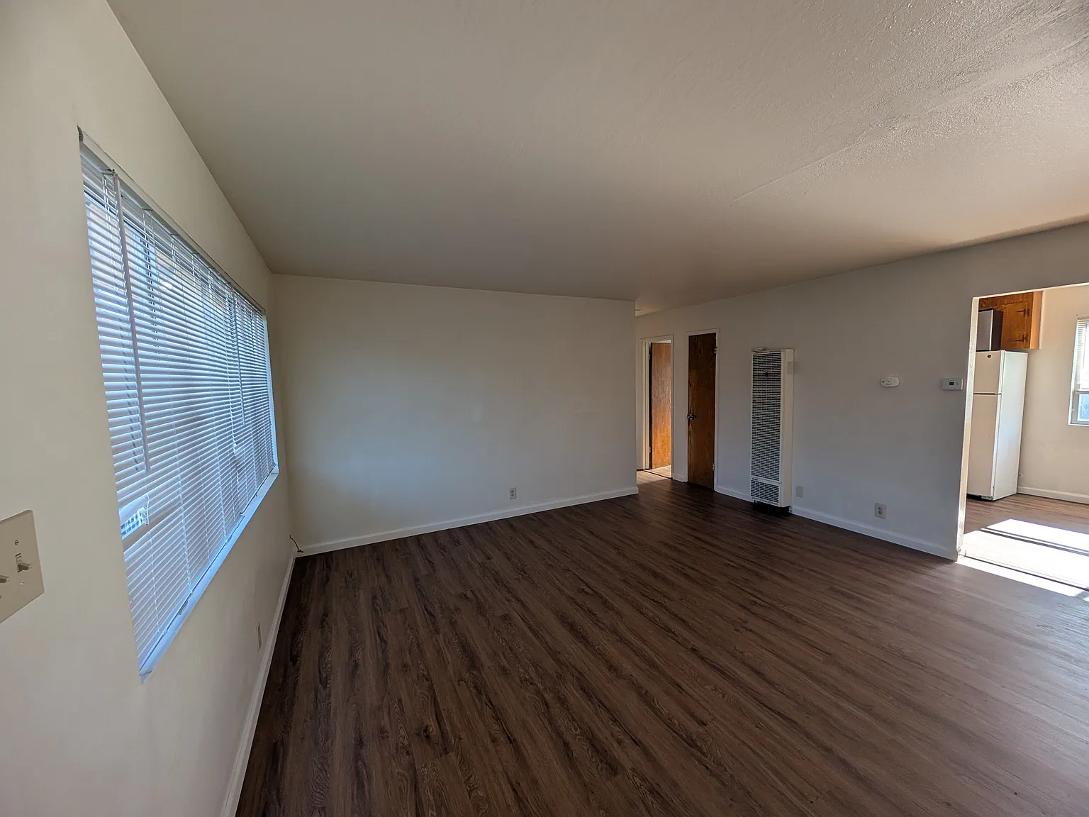 2 bed, 1.0 bath, $2,350 — Photo 2