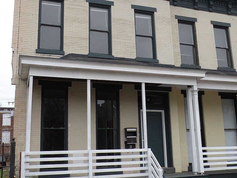 1st image of 17 W Marshall St