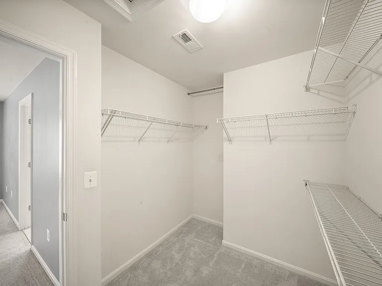 1431 Occoquan Heights Ct — Photo 29