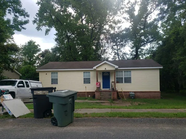 2418 Pontiac Dr, Tallahassee, FL 32301