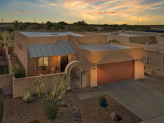 2nd image of 232 S Sycamore Creek Pl