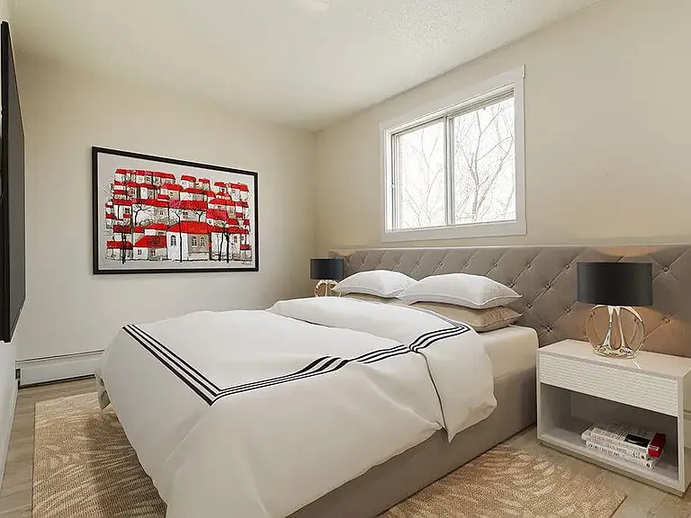 4402 50th Ave #204 — Photo 3