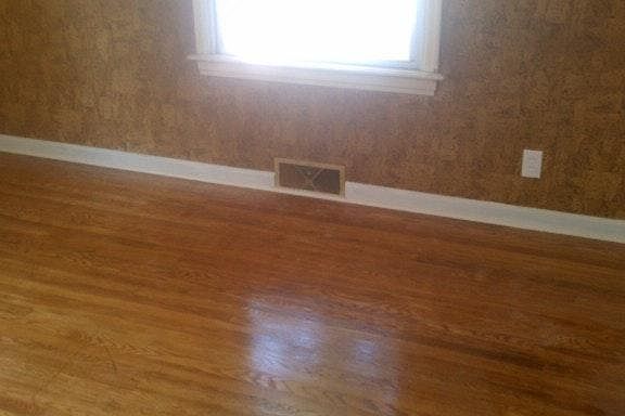 2nd image of 348 W Loretta Ave