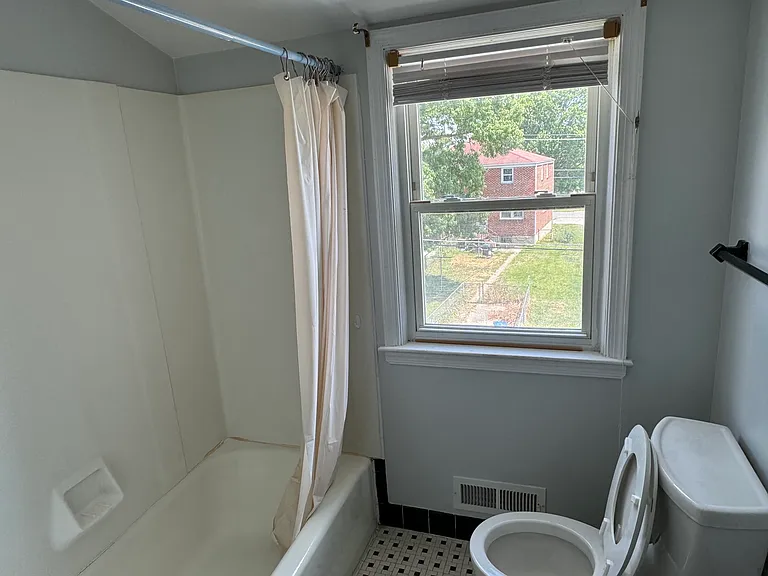 5143 Westland Blvd — Photo 7