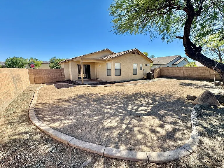 2106 W Alta Vista Rd — Photo 36