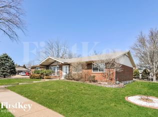 2545 Cripple Creek Dr, Saint Louis, MO 63129