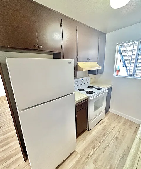 4430 North Ave #5 — Photo 9