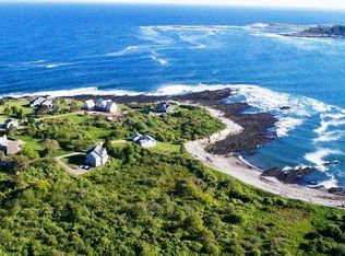 24 McKenney Point Rd, Cape Elizabeth, ME 04107