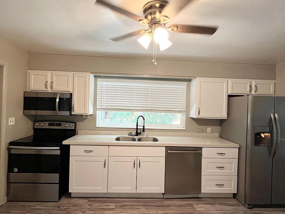 1st image of 4111-1500 Eastoaks Dr
