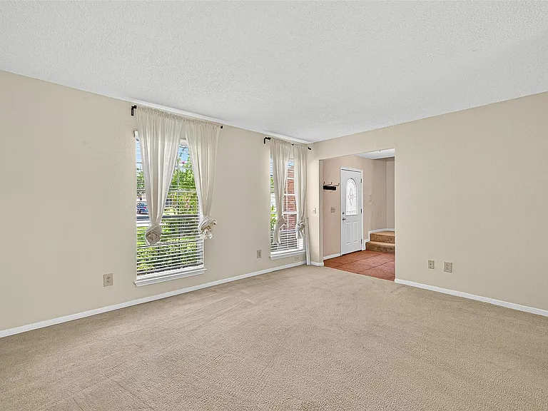4514 Treasure Trl — Photo 10