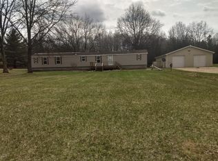 11075 S River Rd, Evart, MI 49631