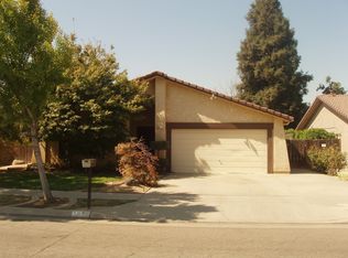 3071 N Selland Ave, Fresno, CA