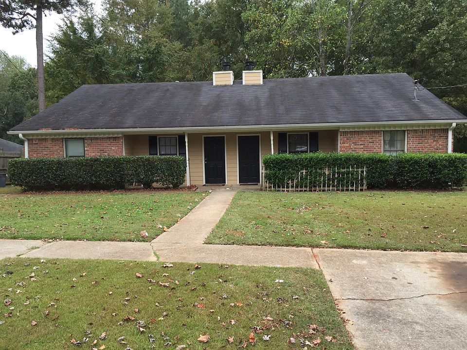1st image of 421 Charter Ct