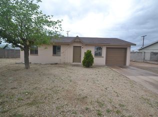 6017 W Hollyhock Dr, Phoenix, AZ 85033