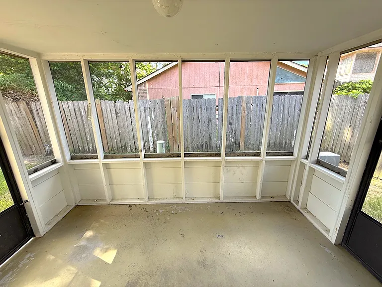 10555 Walnut Glen Dr — Photo 19