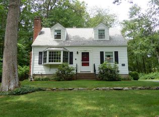 13 Ironworks Rd, Clinton, CT 06413