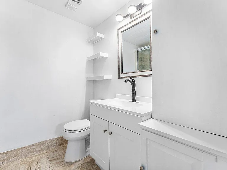 6115 Seven Springs Blvd — Photo 15