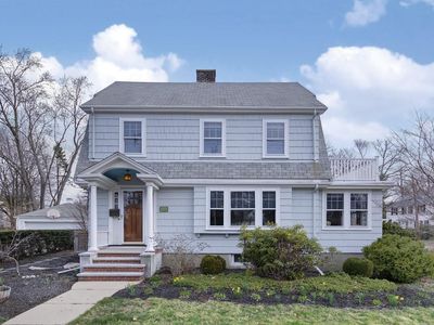 211 Woodward St, Newton, MA, 02468