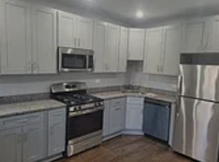 7225 S Constance Ave #2, Chicago, IL 60649