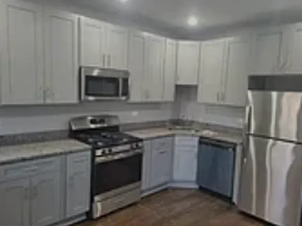 7225 S Constance Ave #2, Chicago, IL 60649