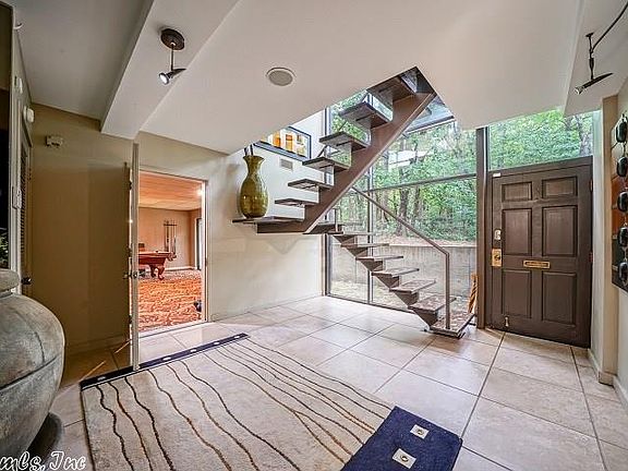 3rd image of 606 Prospect Ave