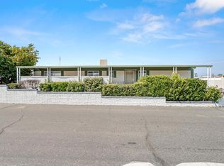 1724 Minnewawa Ave SPC 184, Clovis, CA 93612