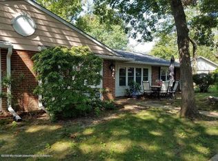 592B Lake Point Dr, Lakewood, NJ 08701