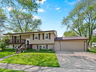 304 Cottonwood Rd, Buffalo Grove, IL, 60089