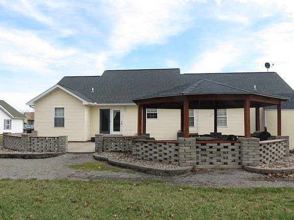 2nd image of 15231 Rue Belle Ln