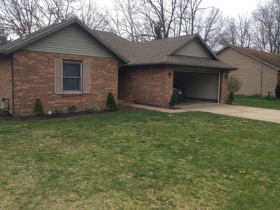 1st image of 270 Green Oak Dr