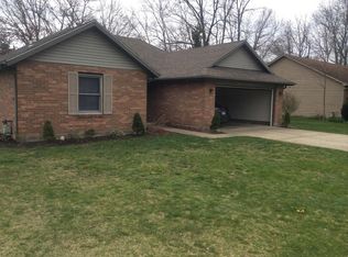 270 Green Oak Dr, Troy, OH 45373