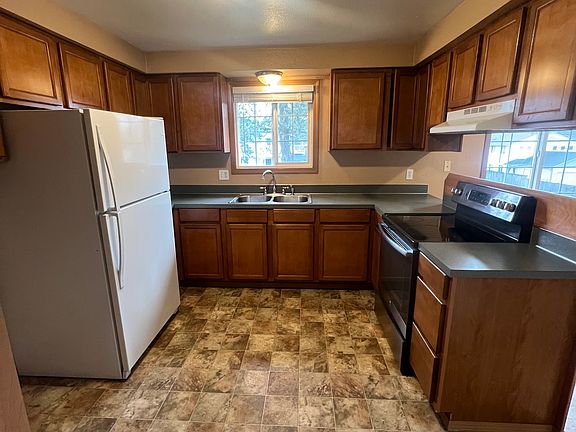 2nd image of 202 W Wallace St #4