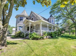 W1610 County Road B, Marinette, WI 54143