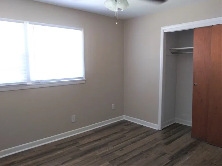 506 Ewell St SW — Photo 6