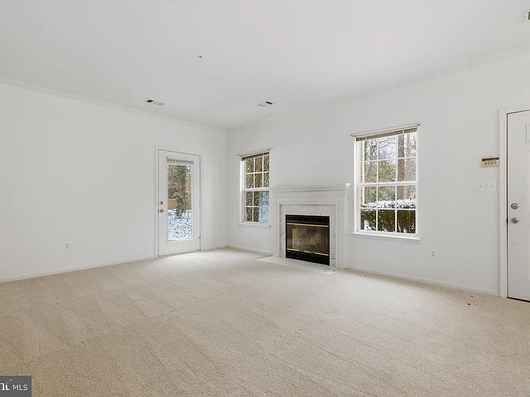 1640 Fallowfield Ct #1640 — Photo 9