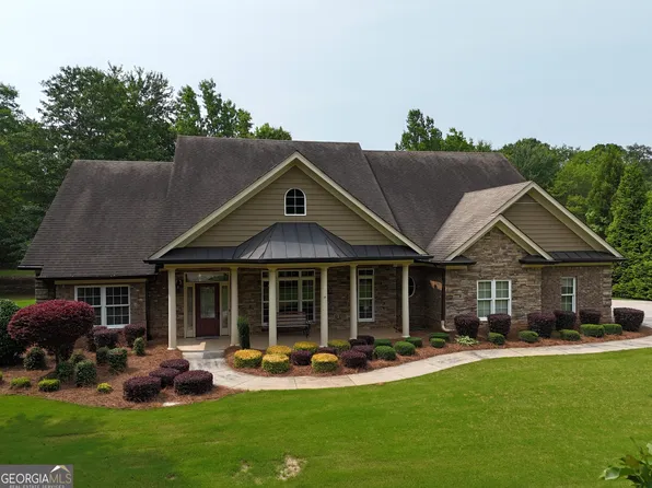 1404 Charleston Ave, Monroe, GA 30656