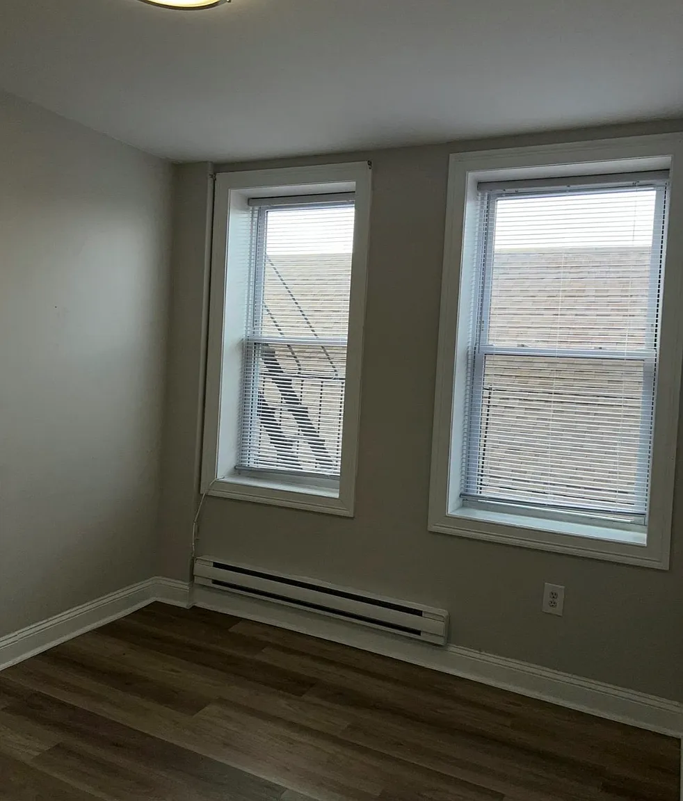 2 bed, 800 sqft, $1,950 — Photo 4