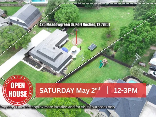 425 Meadowgreen Dr, Port Neches, TX 77651