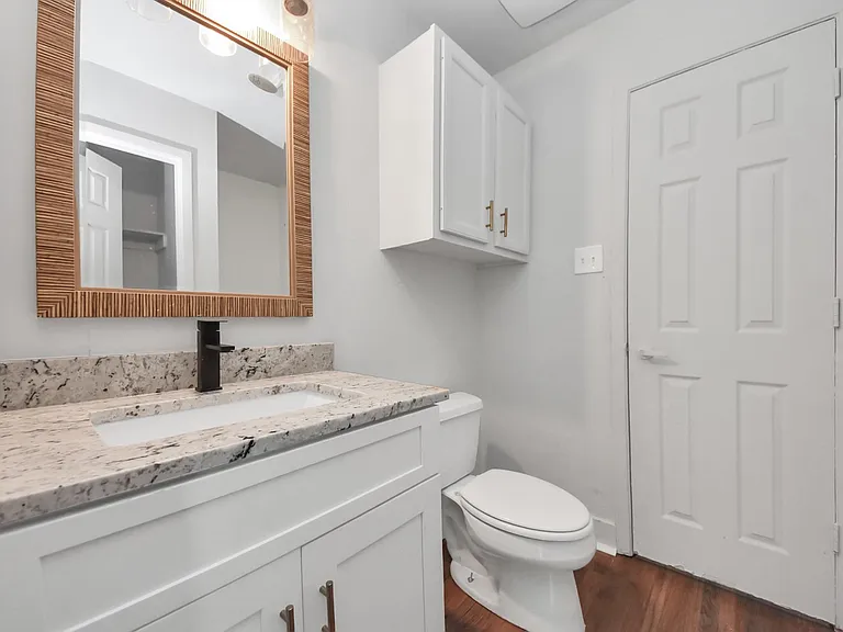 608 Trinity Ln — Photo 28