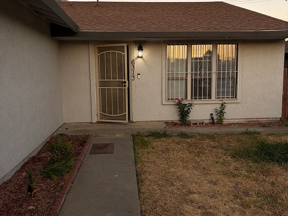6313 Hermosa St