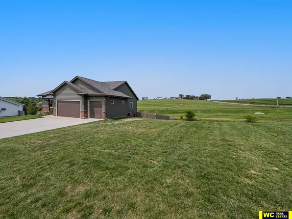 Ravae Ln, Blair, NE 68008