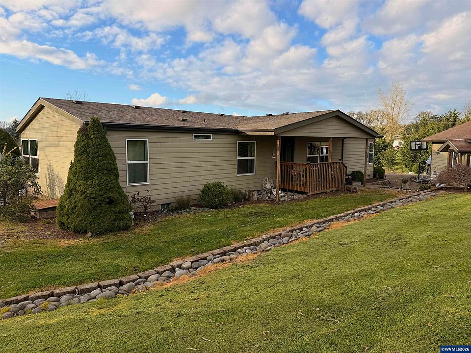 1st image of 1820 Steiwer Rd SE