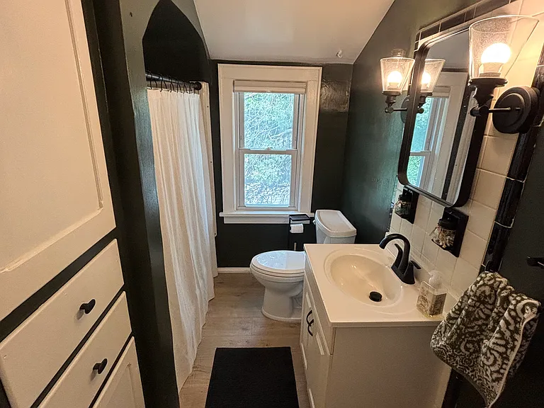 1510 Summit Ave #A — Photo 9