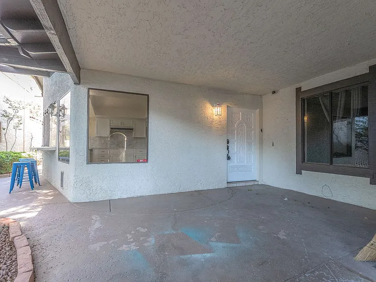 2204 Plaza Del Robles — Photo 25