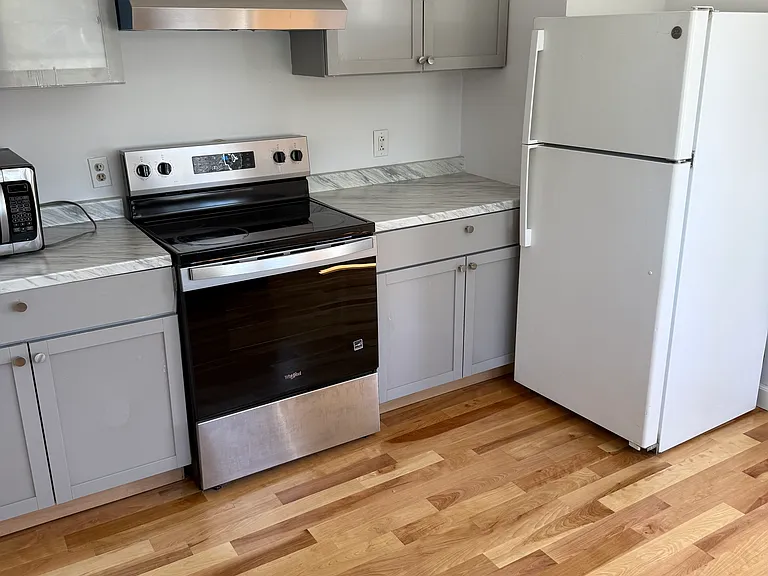 20-24 Devonshire St #2 — Photo 9
