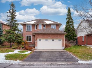 234 Walden Dr, Ottawa, ON K2K 2M3
