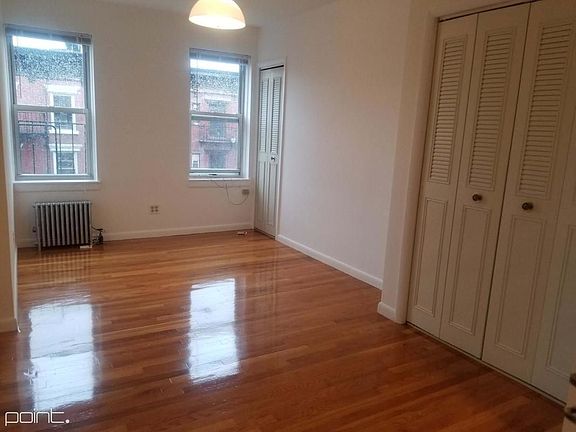 4th image of 506 E 5th St APT 12