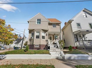 29 Crescent St, Providence, RI 02907