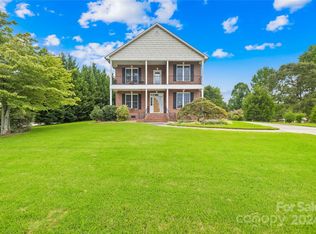 5036 Shady Meadow Ln, Denver, NC 28037
