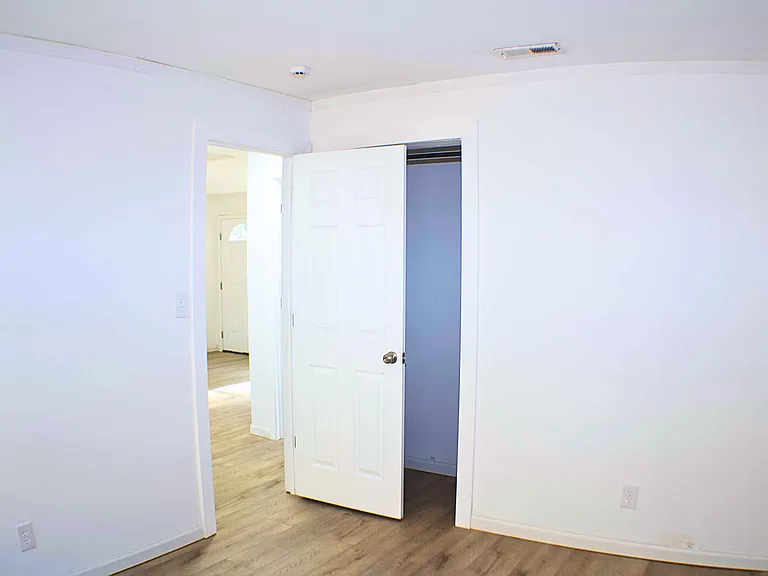 205 Friedheim Rd #205A — Photo 2